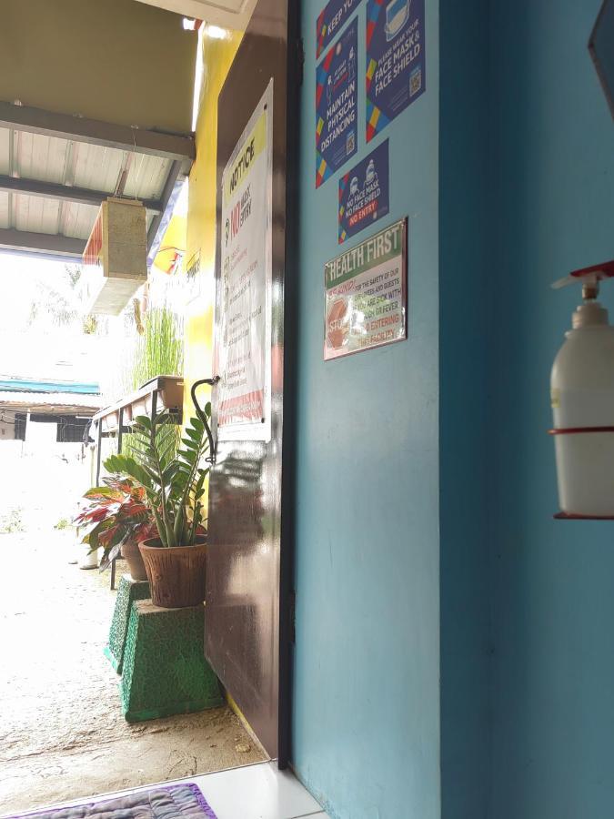 Yellowpad Hotel Davao Stadt Exterior foto